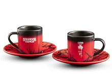 Cargar imagen en el visor de la galería, Set de 2 tazas y plato l Stranger Things
